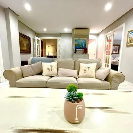 Gatu Premium Zuloaga Playa 100m2m, 2 Dormit, 2 Banos Y Aire Acc * Cádis